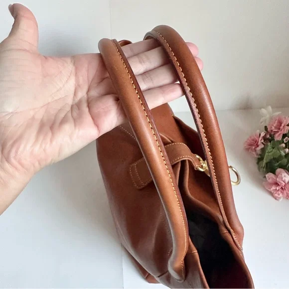 DOONEY & BOURKE Florentine Camel Leather Italian Logo Lock Tote - Picture 8 of 16